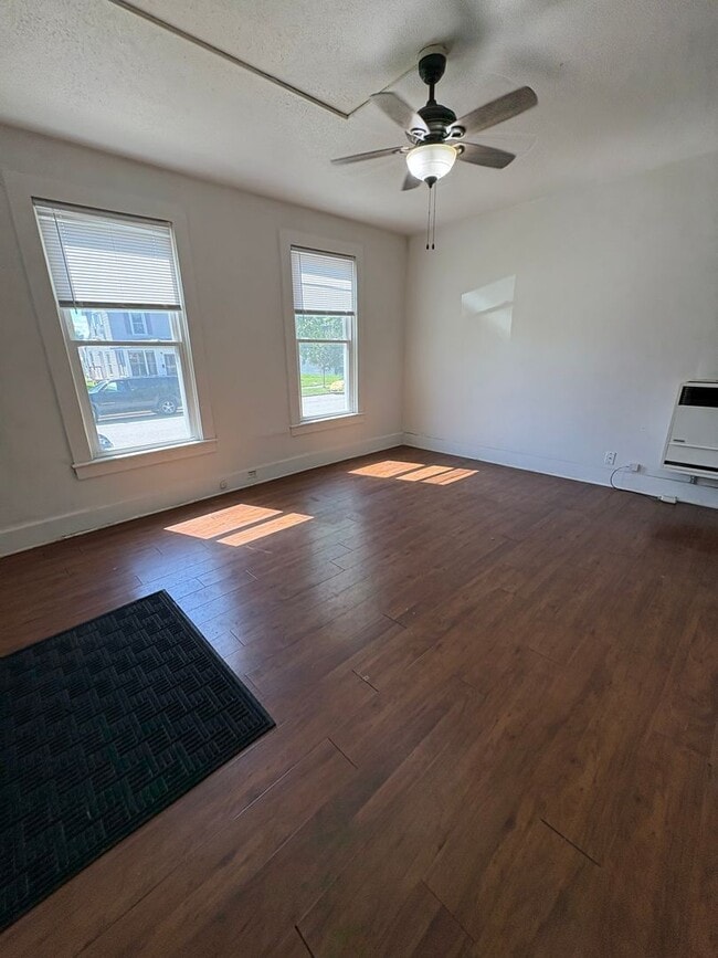 608 9th St N in La crosse, WI - Foto de edificio - Building Photo