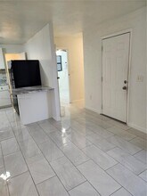 551 NE 139th St in North Miami, FL - Building Photo - Building Photo