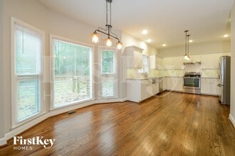 1138 Saddlebrook Rd in Irondale, AL - Foto de edificio - Building Photo