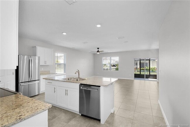 10575 Jem St in St Lucie West, FL - Building Photo - Building Photo