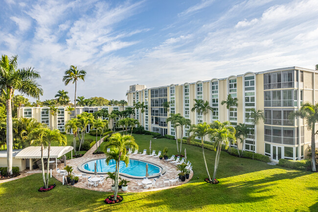 Country Gardens in Naples, FL - Foto de edificio - Building Photo