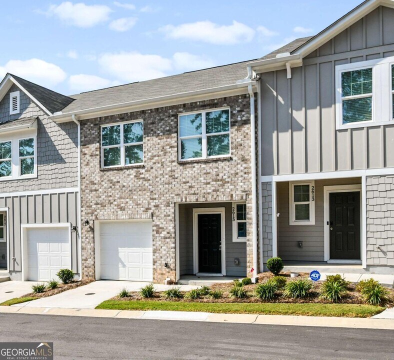 2615 Senegal Wy in Atlanta, GA - Building Photo