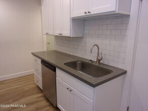 5280 Diamond Dr-Unit -A in Prescott, AZ - Building Photo - Building Photo