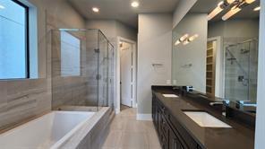 5713 Larkin St in Houston, TX - Building Photo - Building Photo