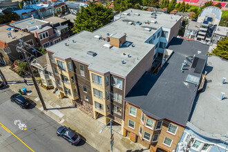 330 Parnassus Ave in San Francisco, CA - Building Photo - Building Photo