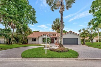 8360 NW 51st Ct in Coral Springs, FL - Building Photo - Building Photo