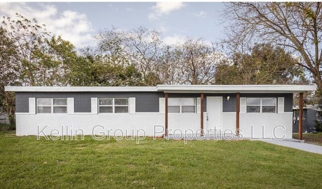 property at 1142 Carefree Cove Dr