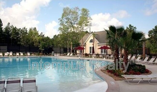 7 Orchard Park Dr in Bluffton, SC - Building Photo - Building Photo