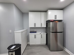 5527 N Christiana Ave in Chicago, IL - Building Photo - Building Photo