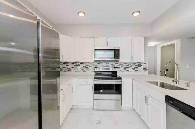 813 Pinewood Ct, Unit 813 in Haines City, FL - Building Photo - Building Photo