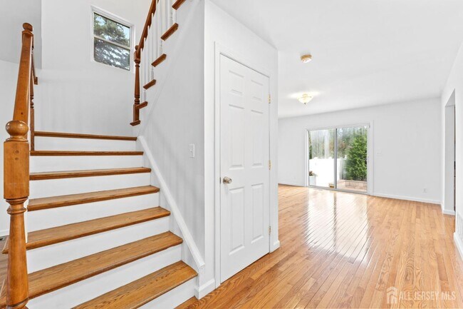 1625 Mabel St in Piscataway, NJ - Building Photo - Building Photo