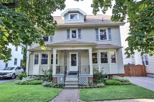 property at 1086 Harvard St