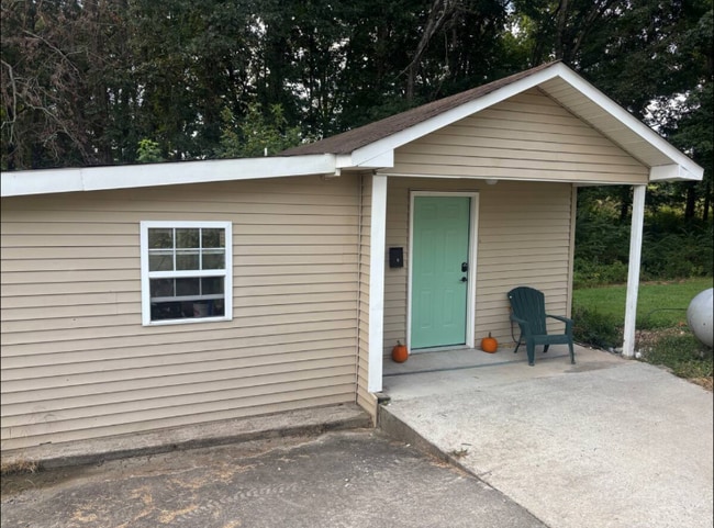 150 Arbor Ln in Tullahoma, TN - Building Photo - Building Photo