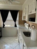 6511 49th Ave N in St. Petersburg, FL - Building Photo