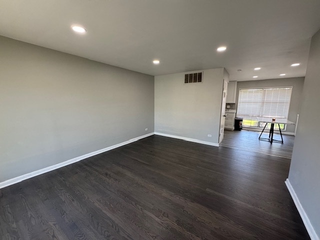 1123 Cedar Ln in Elk Grove Village, IL - Building Photo - Building Photo