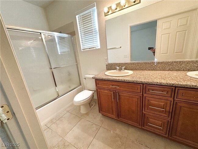 property at 2610 Rimpacific Cir