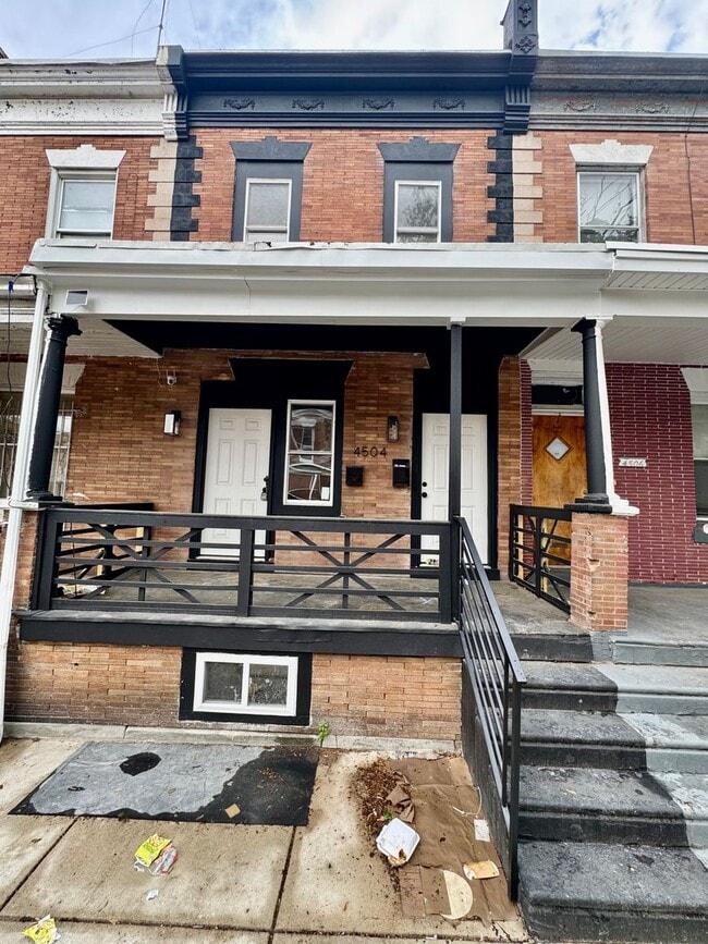 property at 4504 N Uber St