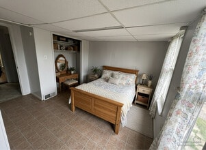 1112 Lenox Ave, Unit 2F in Utica, NY - Building Photo - Building Photo