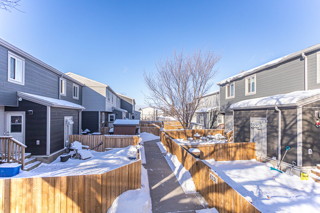 Woodland Terrace in Edmonton, AB - Building Photo