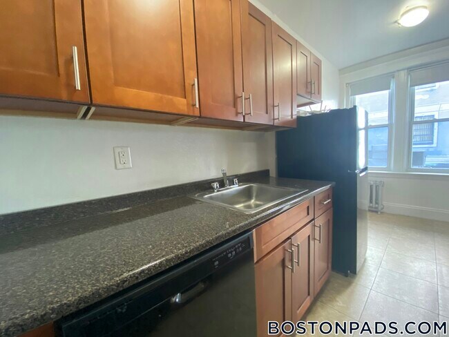 1163 Boylston St in Boston, MA - Building Photo - Building Photo