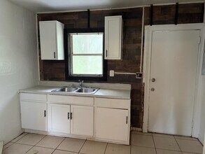 1742 Brooker Rd in Jacksonville, FL - Building Photo - Building Photo