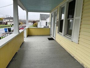 19 Hawkins St in Griswold, CT - Building Photo - Building Photo