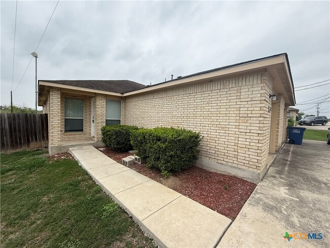 property at 2774 FM1044