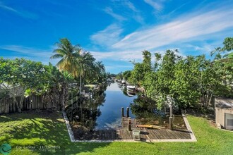 510 SW 15th St in Pompano Beach, FL - Foto de edificio - Building Photo