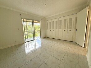 35 Windsor B in West Palm Beach, FL - Building Photo - Building Photo