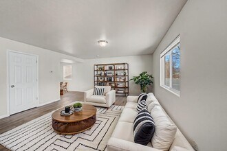 4210 Rosalie St in Colorado Springs, CO - Building Photo - Building Photo