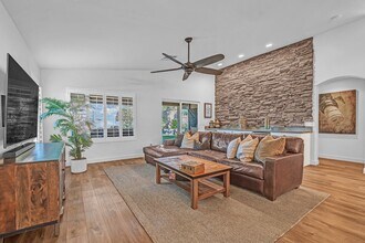 3030 W Caravaggio Ln in Phoenix, AZ - Building Photo - Building Photo