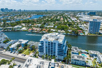 La Rive on the Intracoastal in Fort Lauderdale, FL - Building Photo - Building Photo