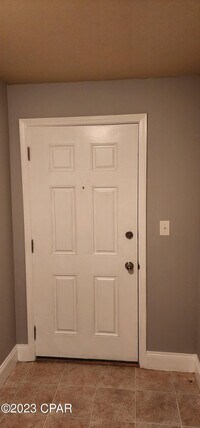 9860 S Thomas Dr photo'