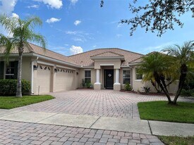 3817 Golden Feather Way in Kissimmee, FL - Building Photo