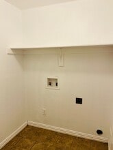 6762 Trail Lake Dr in Fort Worth, TX - Building Photo - Building Photo