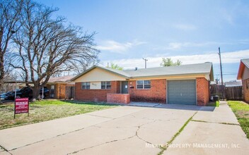 5537 17th St in Lubbock, TX - Building Photo - Building Photo