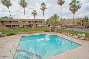3601 W Tierra Buena Ln in Phoenix, AZ - Building Photo