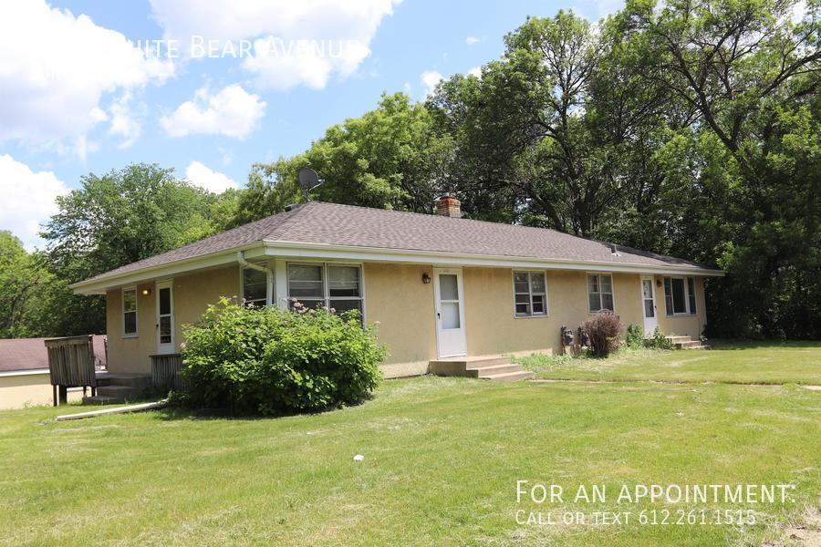 2752 White Bear Ave in Maplewood, MN - Building Photo