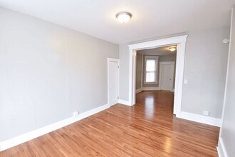 2355 N High St in Columbus, OH - Foto de edificio - Building Photo