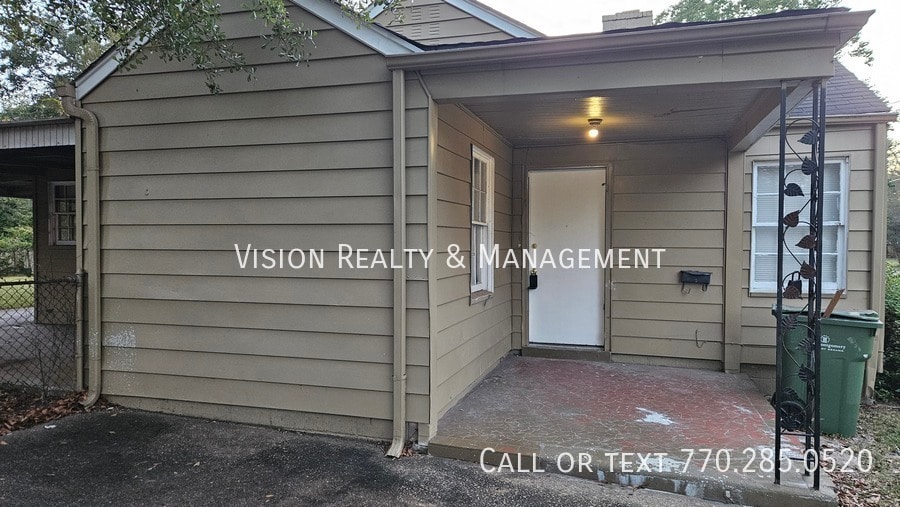 1612 Lyndle Rd in Montgomery, AL - Building Photo