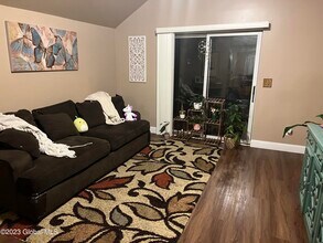 93 Thimbleberry Rd in Ballston Spa, NY - Building Photo - Building Photo