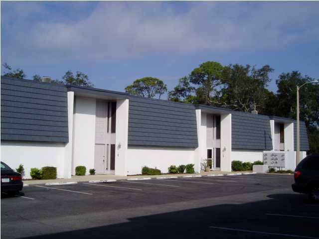 4 Miracle Strip Pkwy SE in Fort Walton Beach, FL - Building Photo