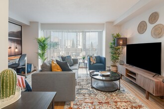 Casa Bella Apartments in Vancouver, BC - Building Photo - Building Photo