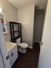 22 Granville St in Newark, OH - Building Photo - Building Photo