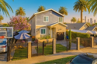 1447 E 25th St, Unit 1 in Los Angeles, CA - Building Photo