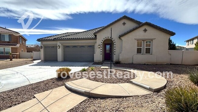15916 Laramie Way in Victorville, CA - Building Photo - Building Photo