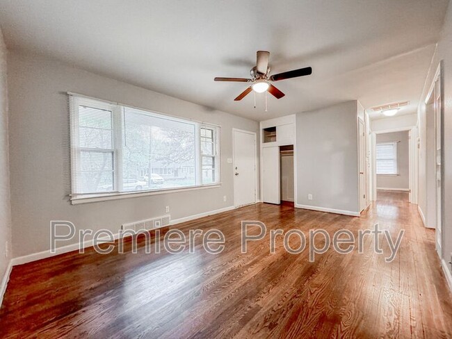 1706 S Pearl St in Independence, MO - Foto de edificio - Building Photo