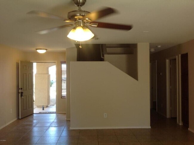 1337 E Stirrup Ln in Queen Creek, AZ - Building Photo - Building Photo
