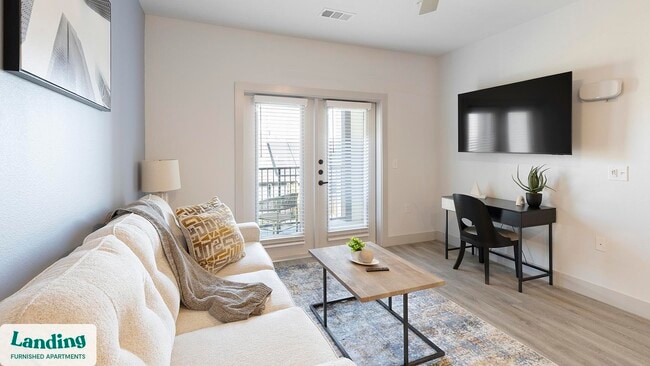 3351 Walton Dr in Corinth, TX - Foto de edificio - Building Photo