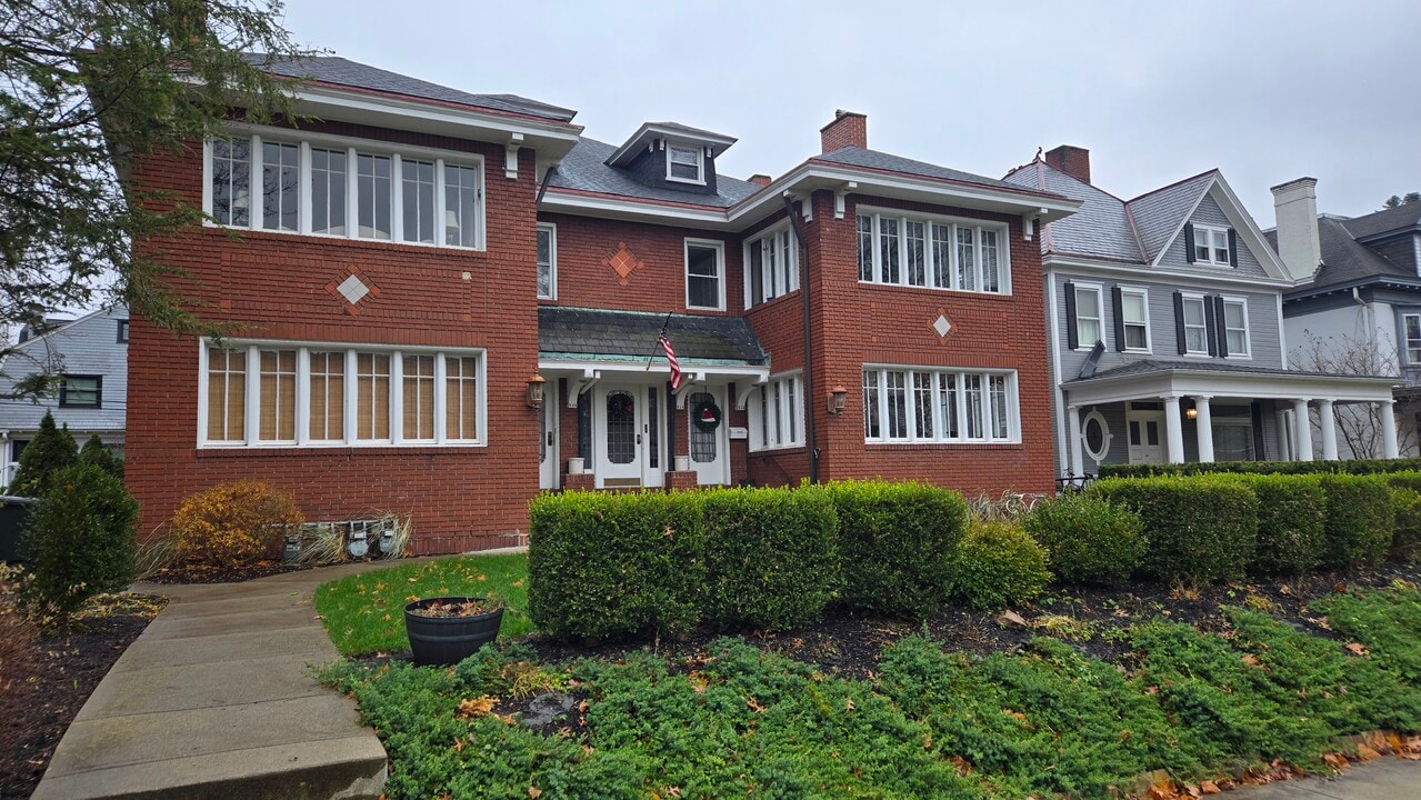 522 Grove St in Sewickley, PA - Foto de edificio